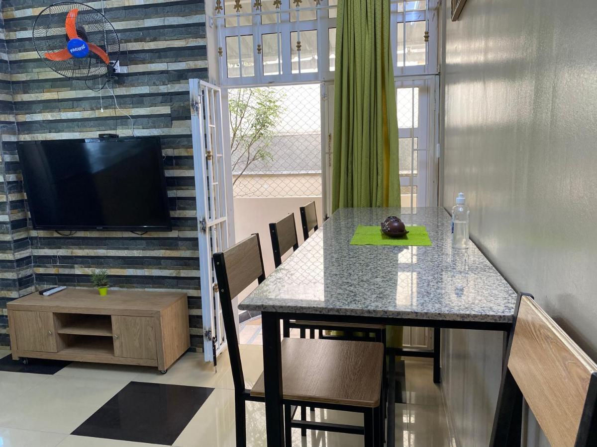 פור לואי Champs De Mars Apartment מראה חיצוני תמונה
